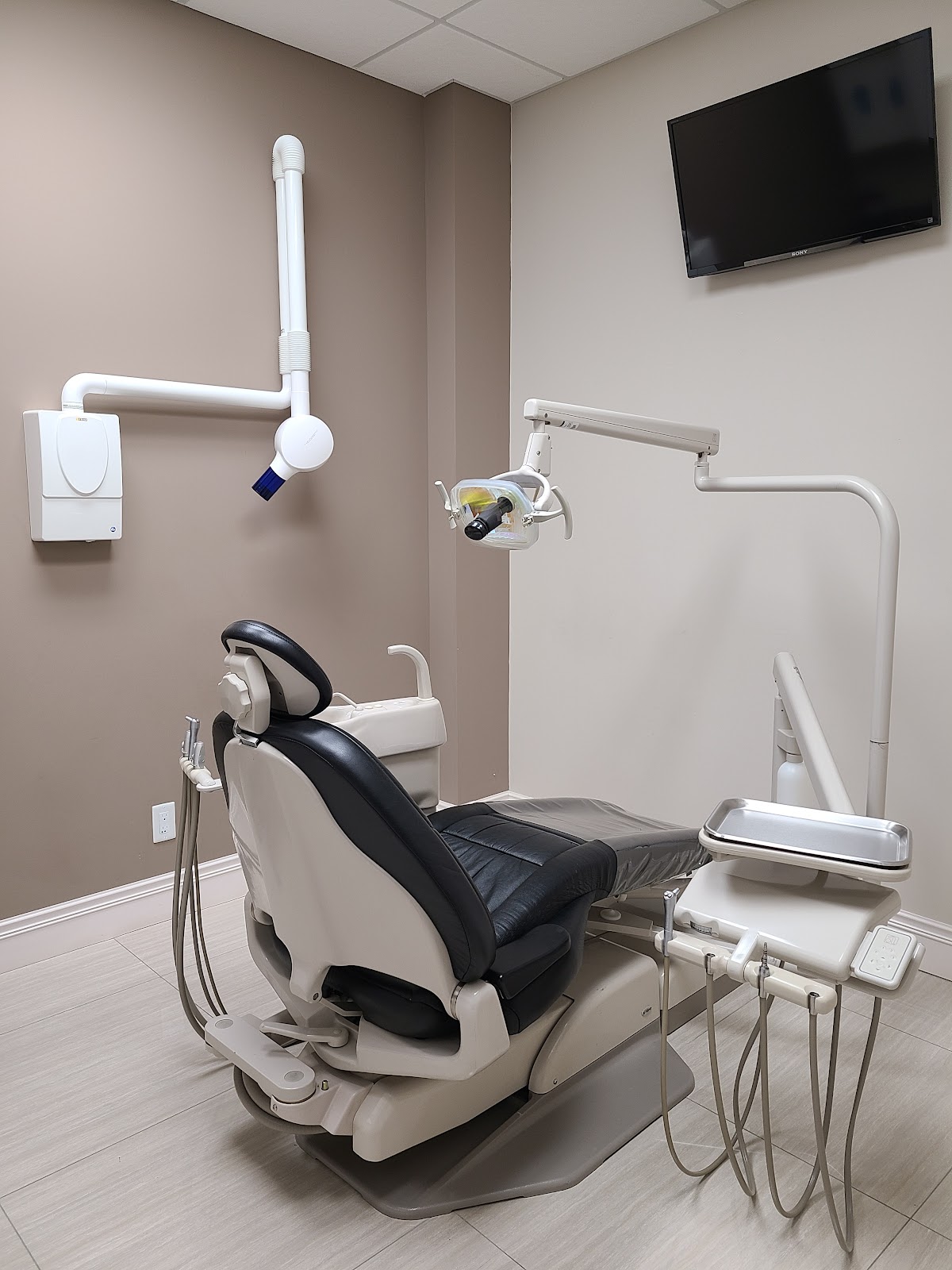 Malton Family Dental dental clinic in Mississauga - Photo 2