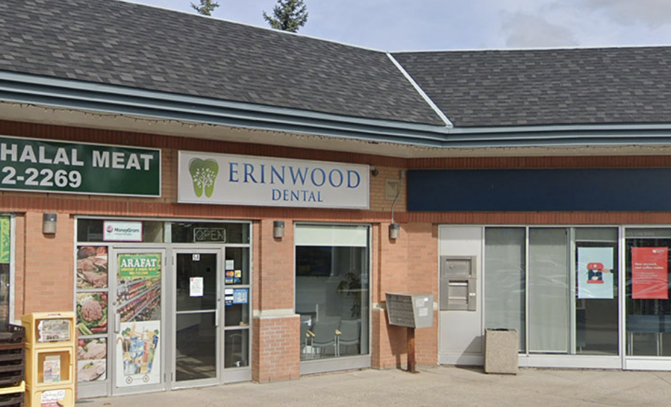 Erinwood Dental - Eglinton Clinic dental clinic in Mississauga - Photo 1