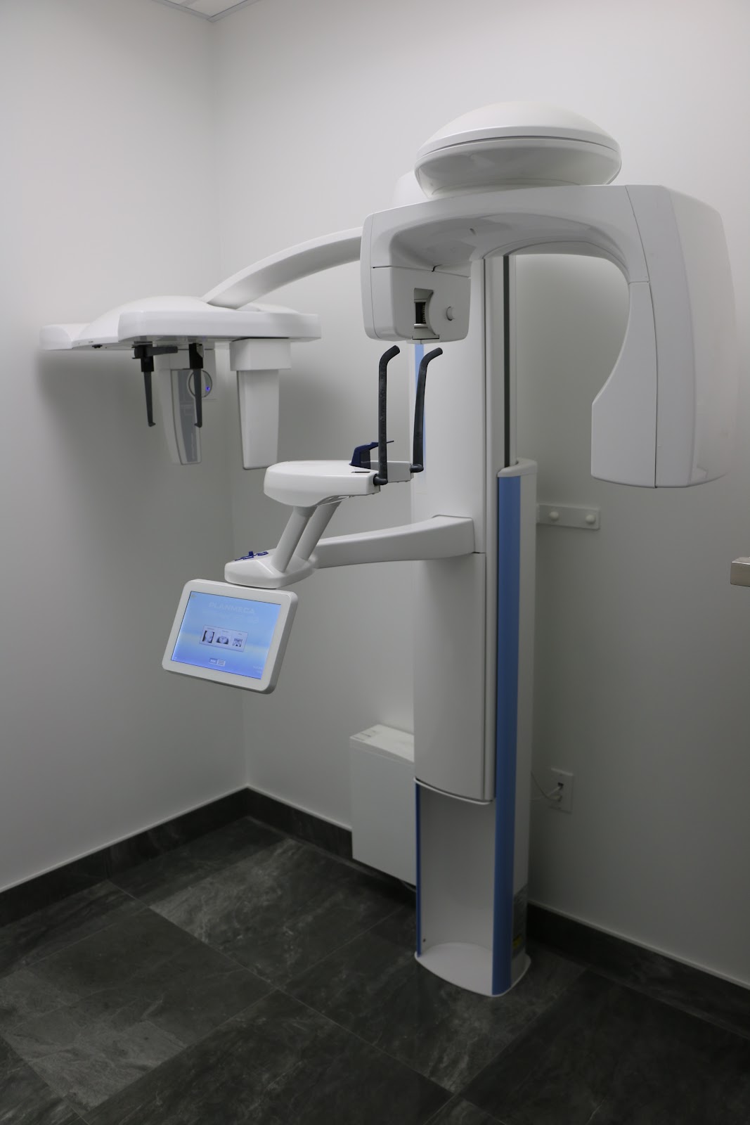 Morpho Orthodontics - Dr. Kresimir Lackovic dental clinic in Mississauga - Photo 5