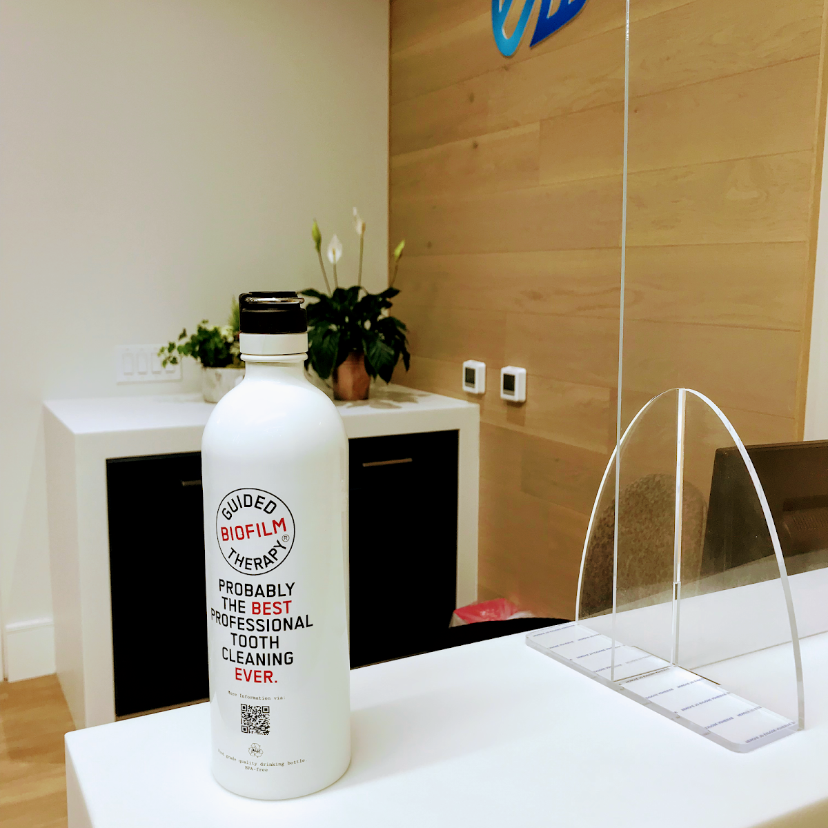 Dr. Elston Wong Dentistry dental clinic in Barrie - Photo 7