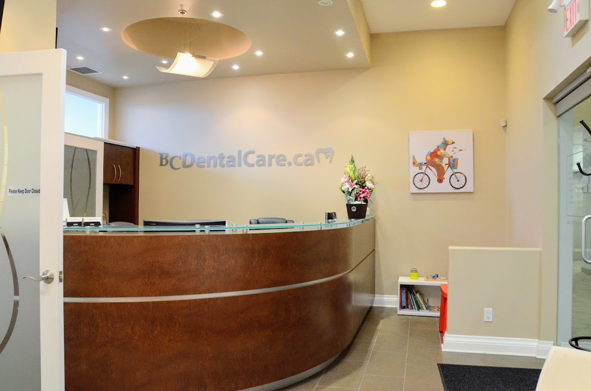 Bathurst Centre Dental Care dental clinic in Vaughan - Photo 1