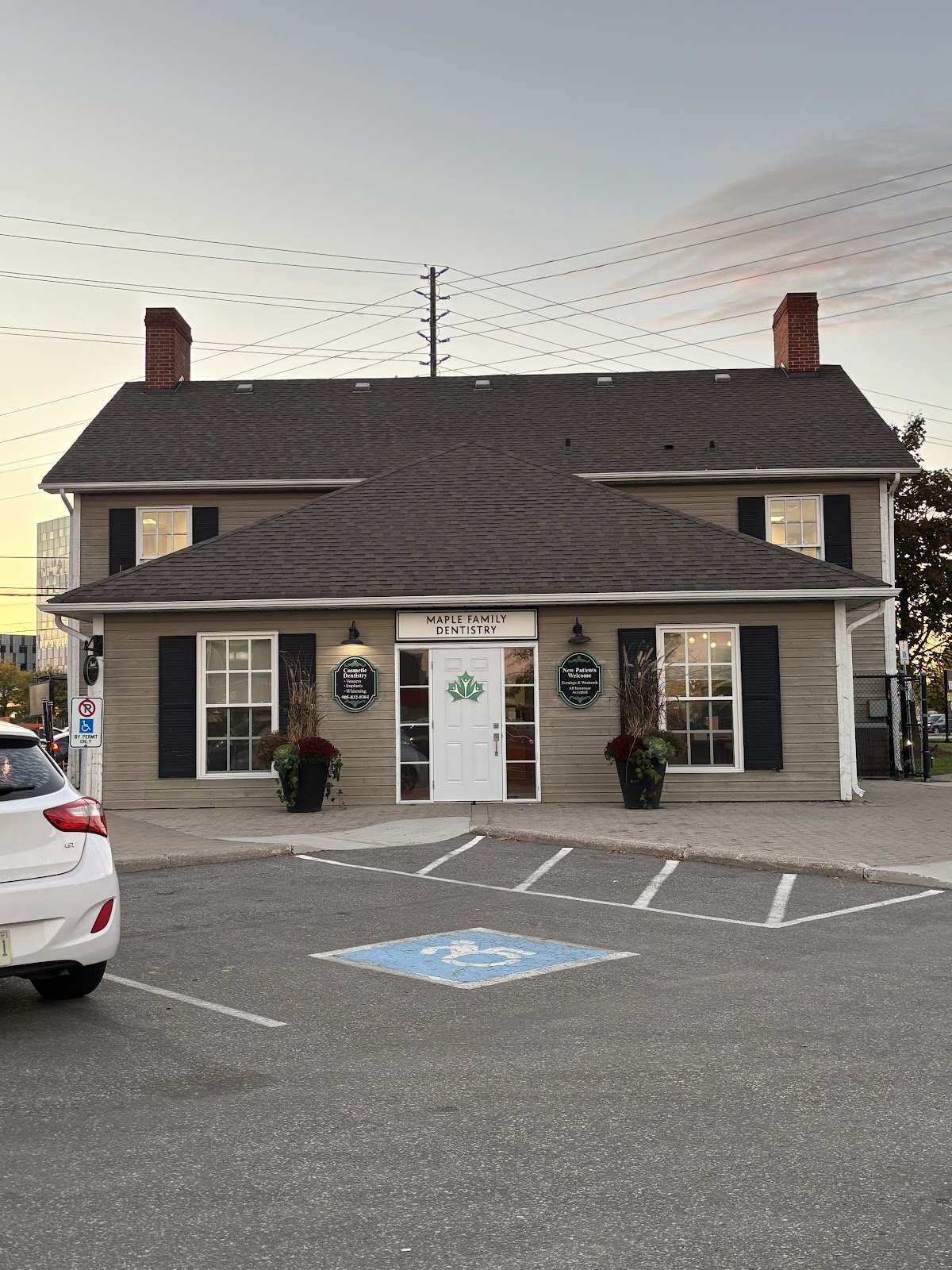 Maple Family Dentistry dental clinic in Vaughan - Photo 2