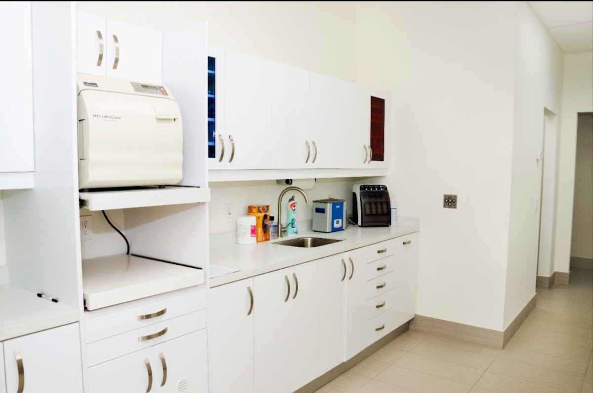 Marble Dental Centre dental clinic in Vaughan - Photo 4
