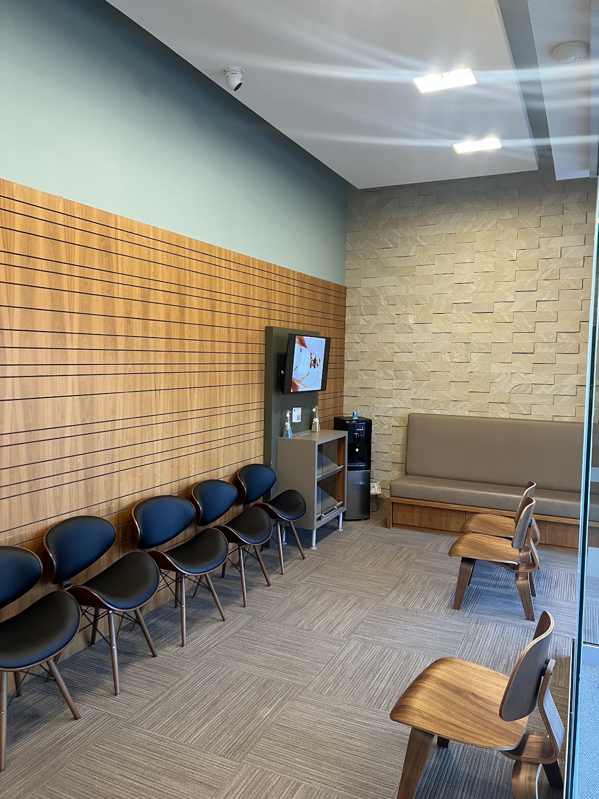 Vaughan Woodbridge Family Dentistry dental clinic in Vaughan - Photo 2