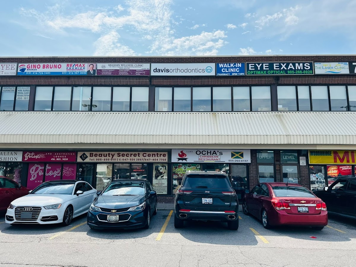Davis Orthodontics- Woodbridge dental clinic in Vaughan - Photo 2
