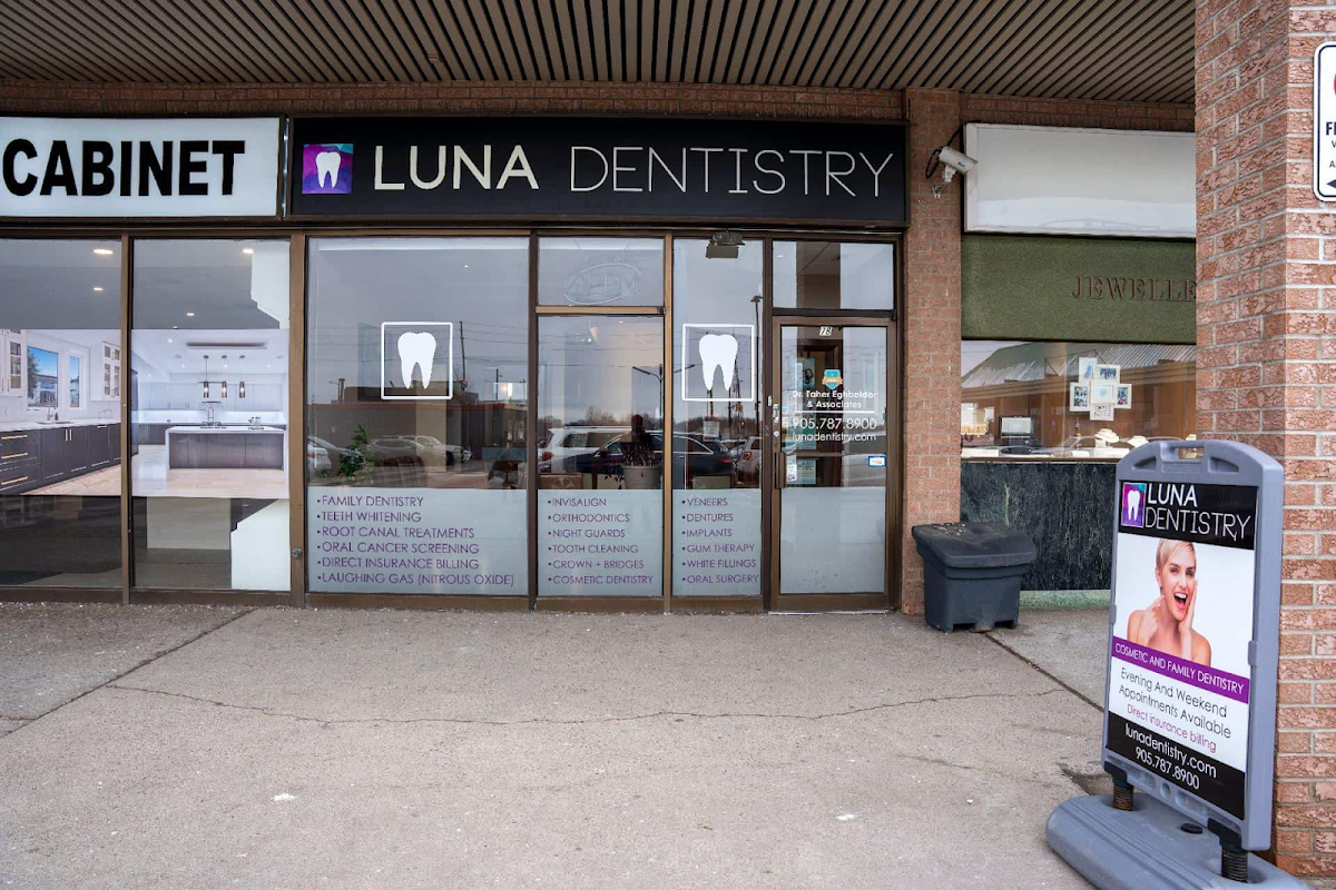 Luna Dentistry | Richmond Hill dental clinic in Richmond Hill - Photo 1