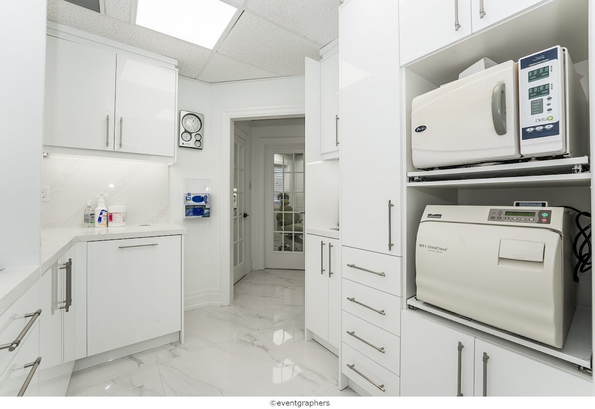 Richmond Dental Care dental clinic in Richmond Hill - Photo 4