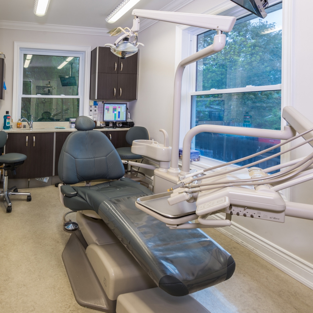 R.A. Campbell Dentistry dental clinic in Bowmanville - Photo 1