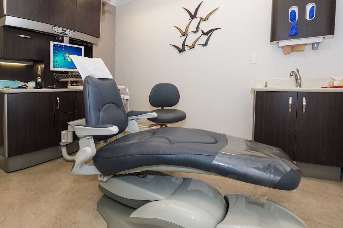 R.A. Campbell Dentistry dental clinic in Bowmanville - Photo 10