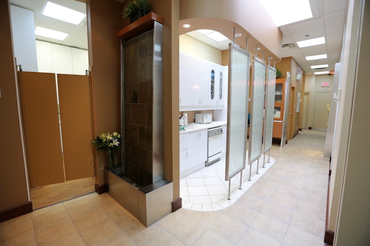 Richmond Hill Dentistry dental clinic in Richmond Hill - Photo 3