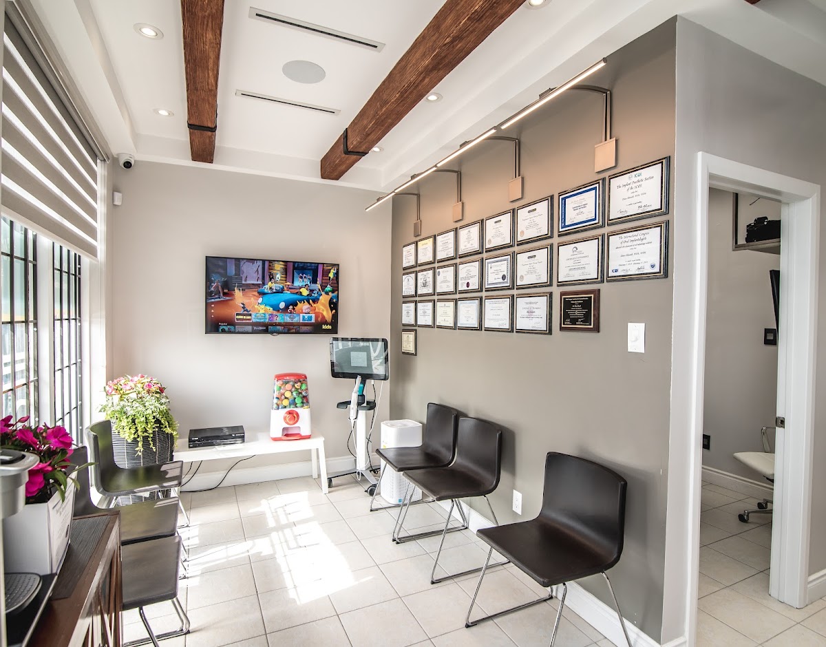 Royal Crest Dentistry dental clinic in Markham - Photo 8