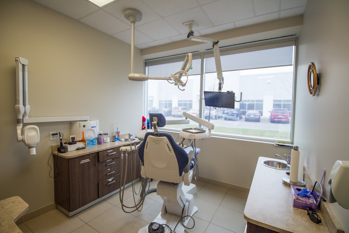 SmileWork Dental Centre dental clinic in Whitchurch-Stouffville - Photo 9