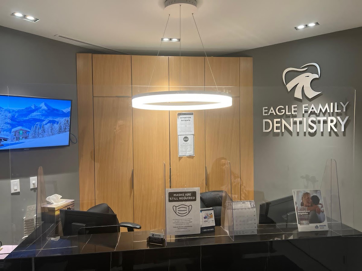 Eagle Family Dentistry dental clinic in Newmarket - Photo 3