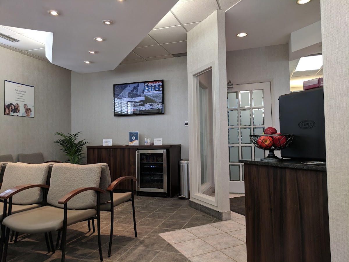 Bayview Hill Dental Centre dental clinic in Richmond Hill - Photo 5