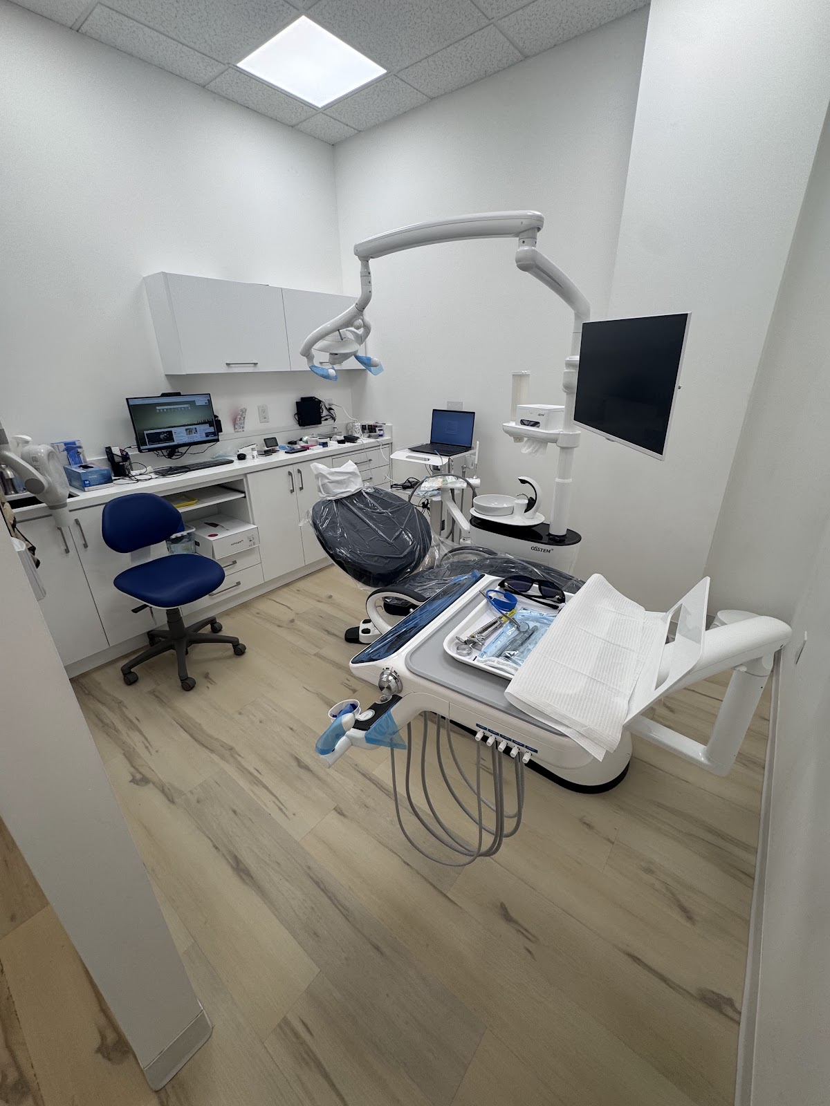 MLeA Dental Clinic dental clinic in Markham - Photo 10