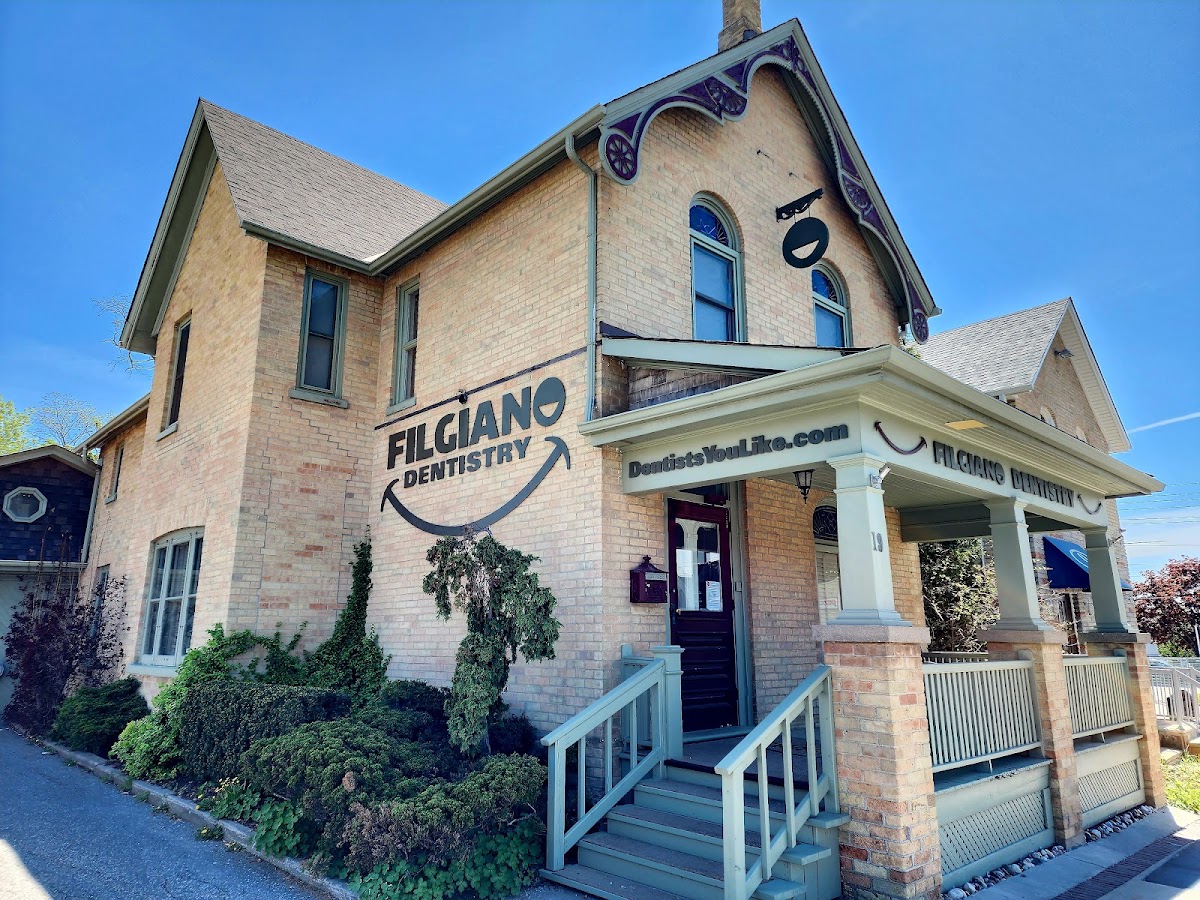 Filgiano Dentistry dental clinic in Markham - Photo 3