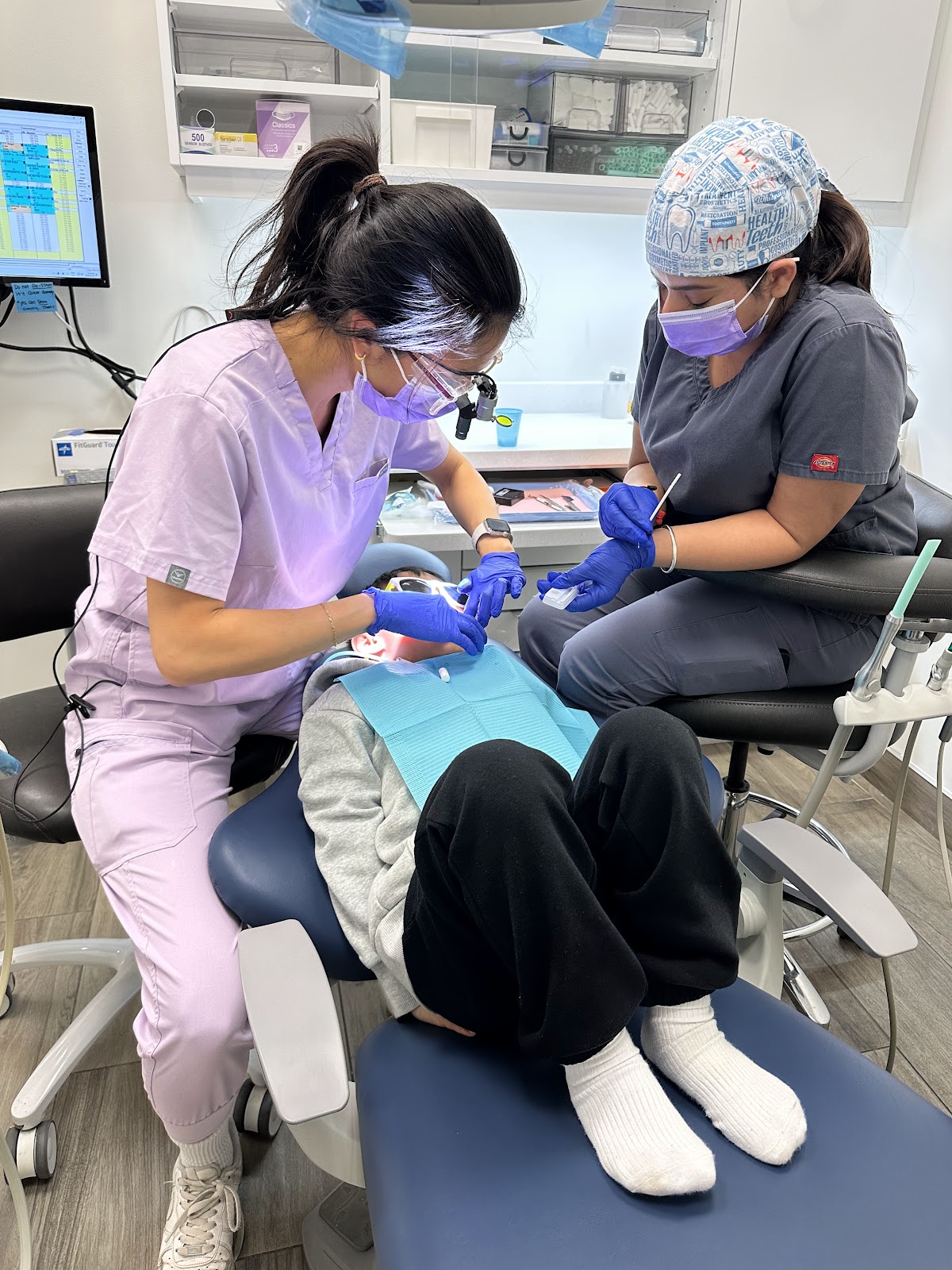 Dentistry at Markville dental clinic in Markham - Photo 5