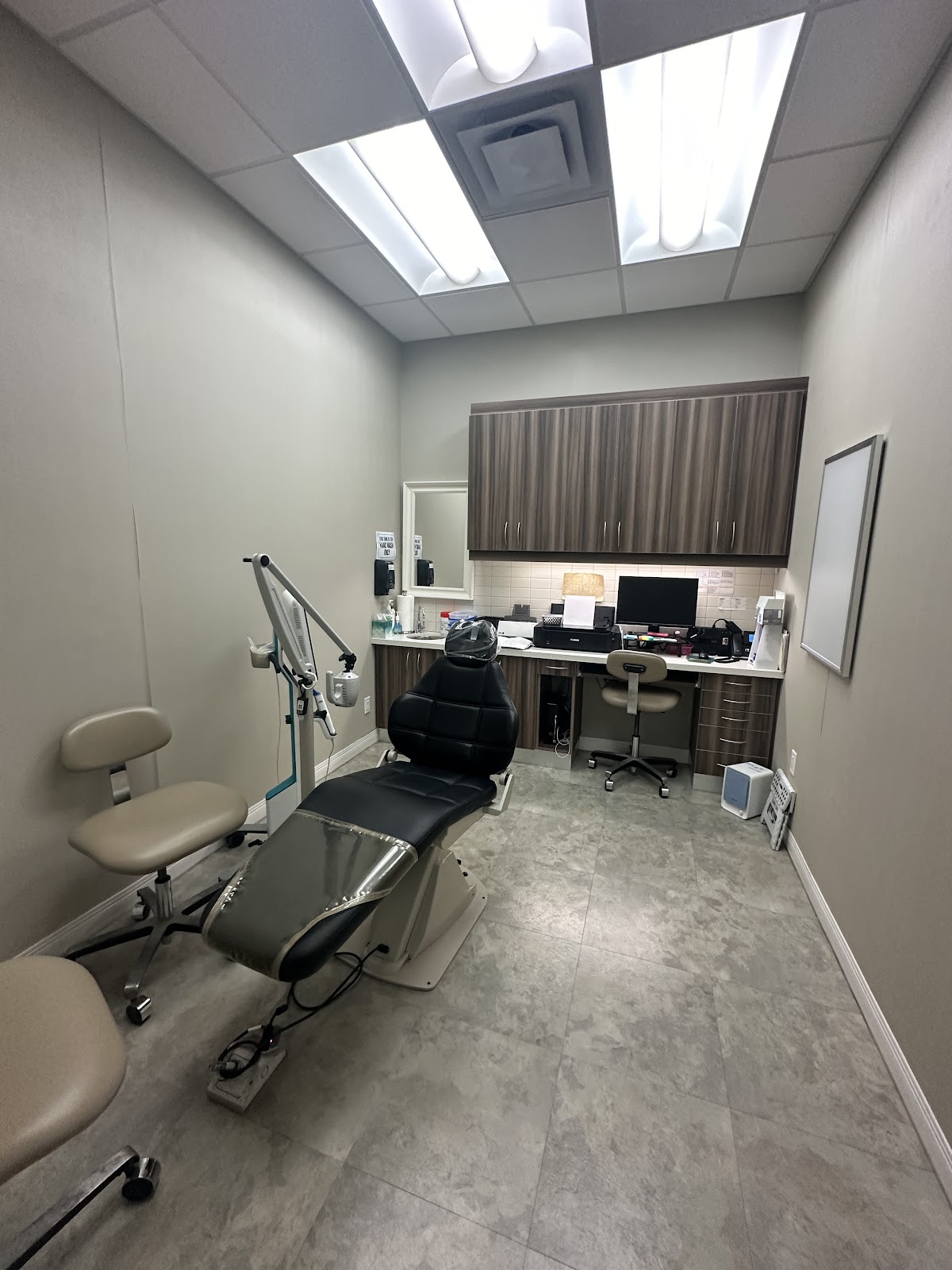 Red Hill Orthodontics - Queenston dental clinic in Hamilton - Photo 5