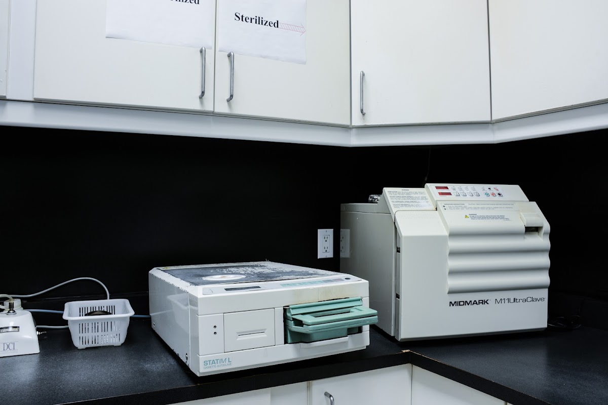 Woodside Square Dental dental clinic in Scarborough - Photo 9