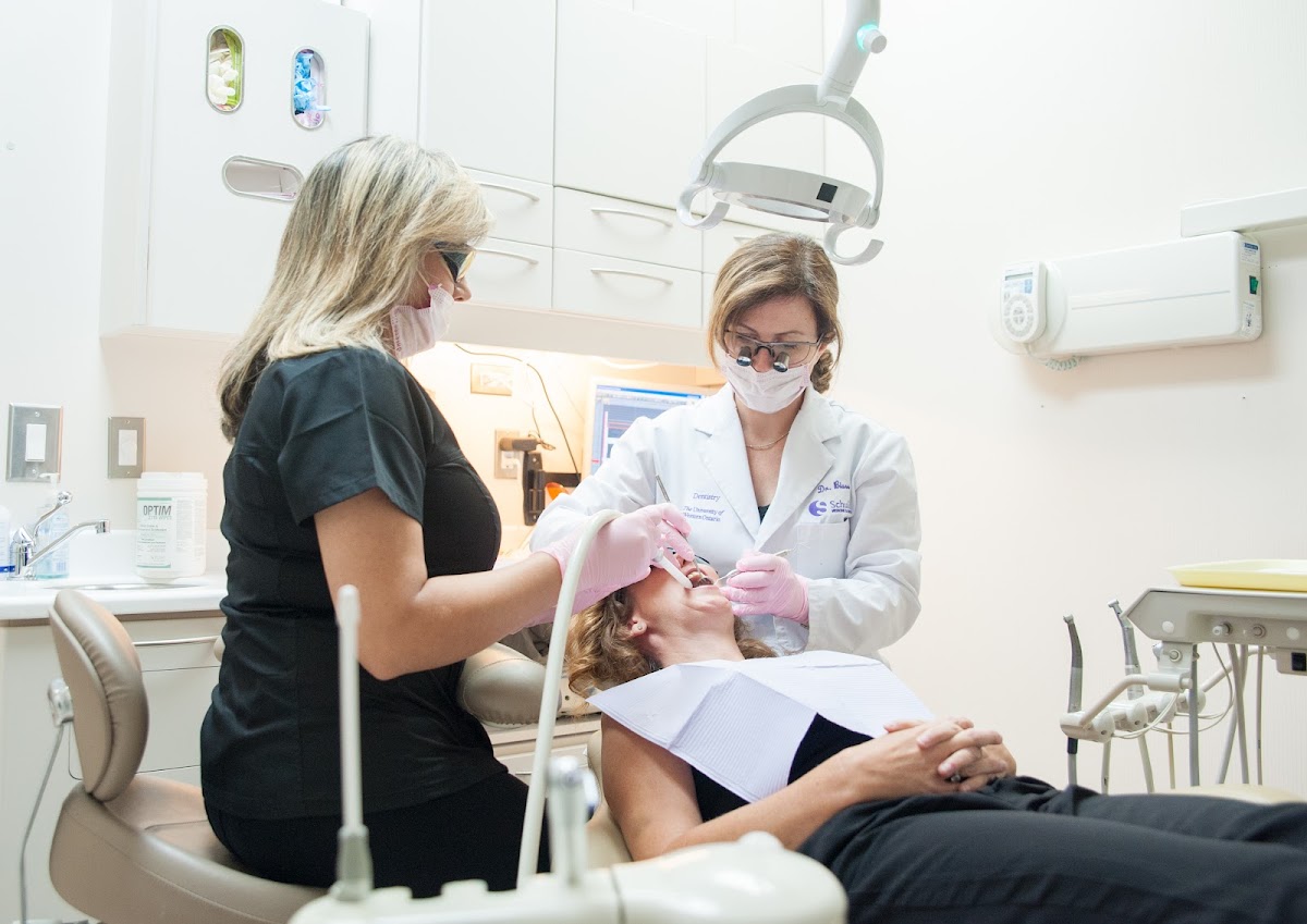 Markham Dental Solutions - Dr. Anet Biuss dental clinic in Markham - Photo 9