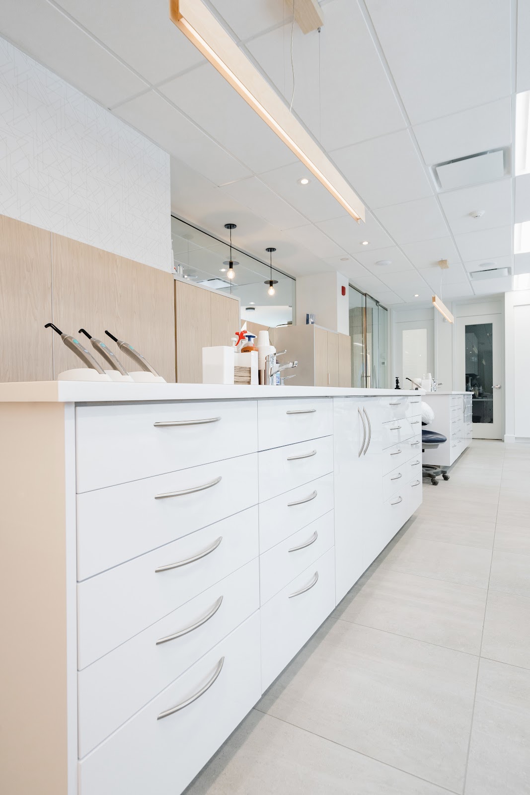 Atelier Ortho | Dr. Santini & Associés dental clinic in Dollard-des-Ormeaux - Photo 8