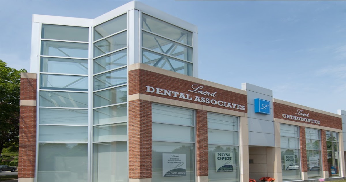 Laird Dental Associates dental clinic in East York - Photo 1