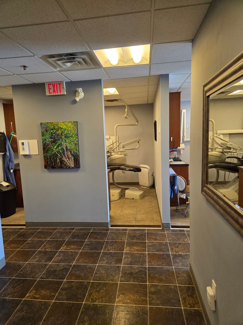 Dr Todd Watts Dental Centre dental clinic in St. Catharines - Photo 7