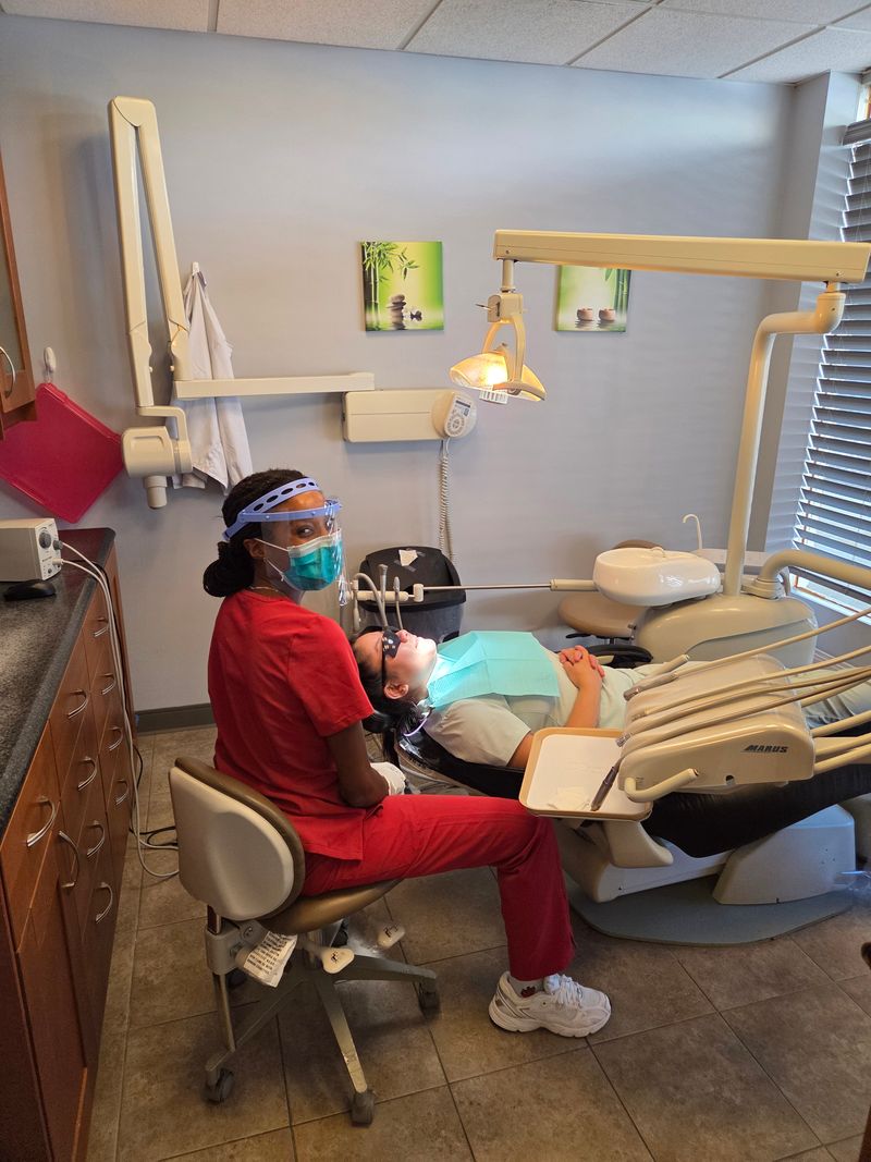 Dr Todd Watts Dental Centre dental clinic in St. Catharines - Photo 9