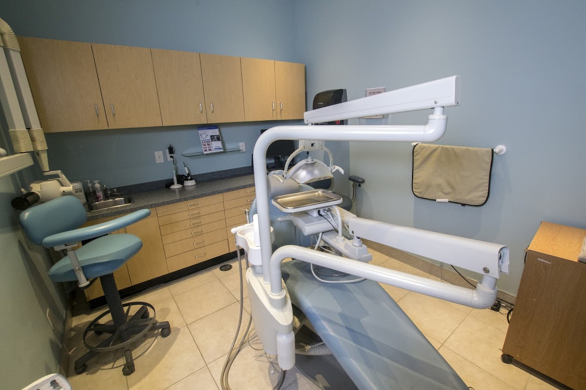 Molson Park Dental dental clinic in Barrie - Photo 10