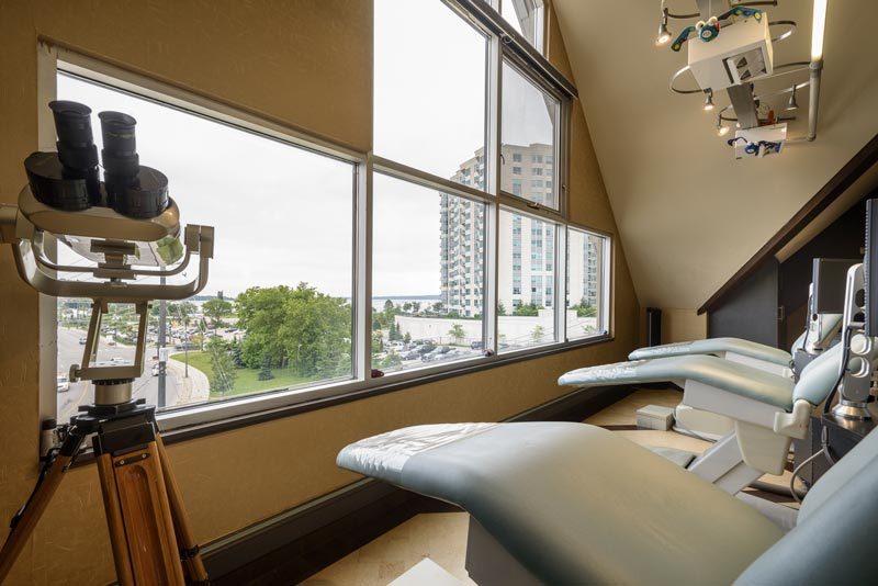Orthodontics at the Wireworks dental clinic in Barrie - Photo 8