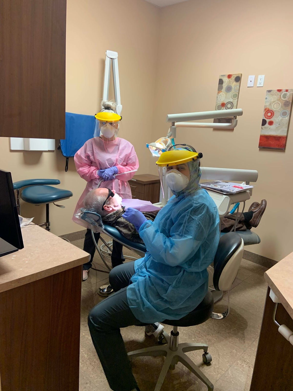 Carlton Dental dental clinic in St. Catharines - Photo 1