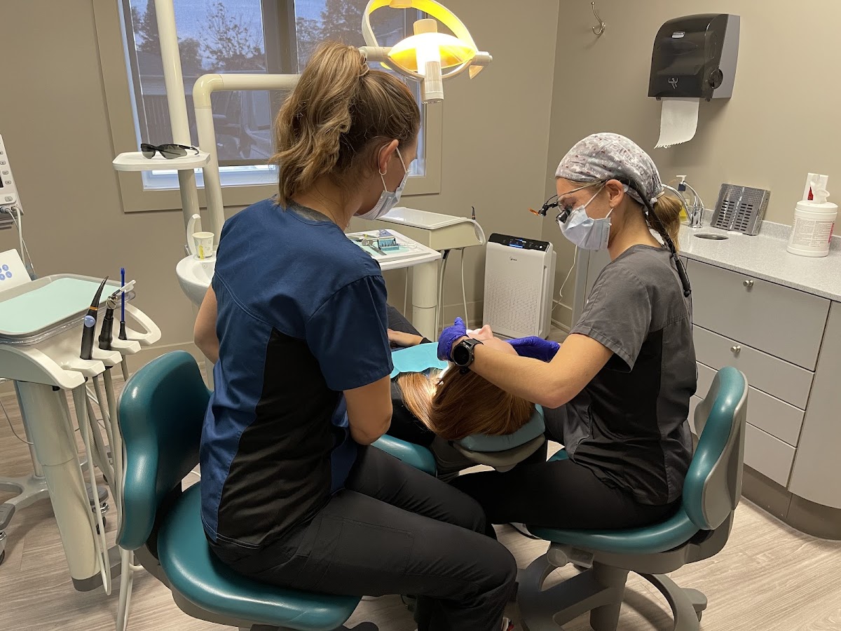 Montrose Dental dental clinic in Niagara Falls - Photo 1