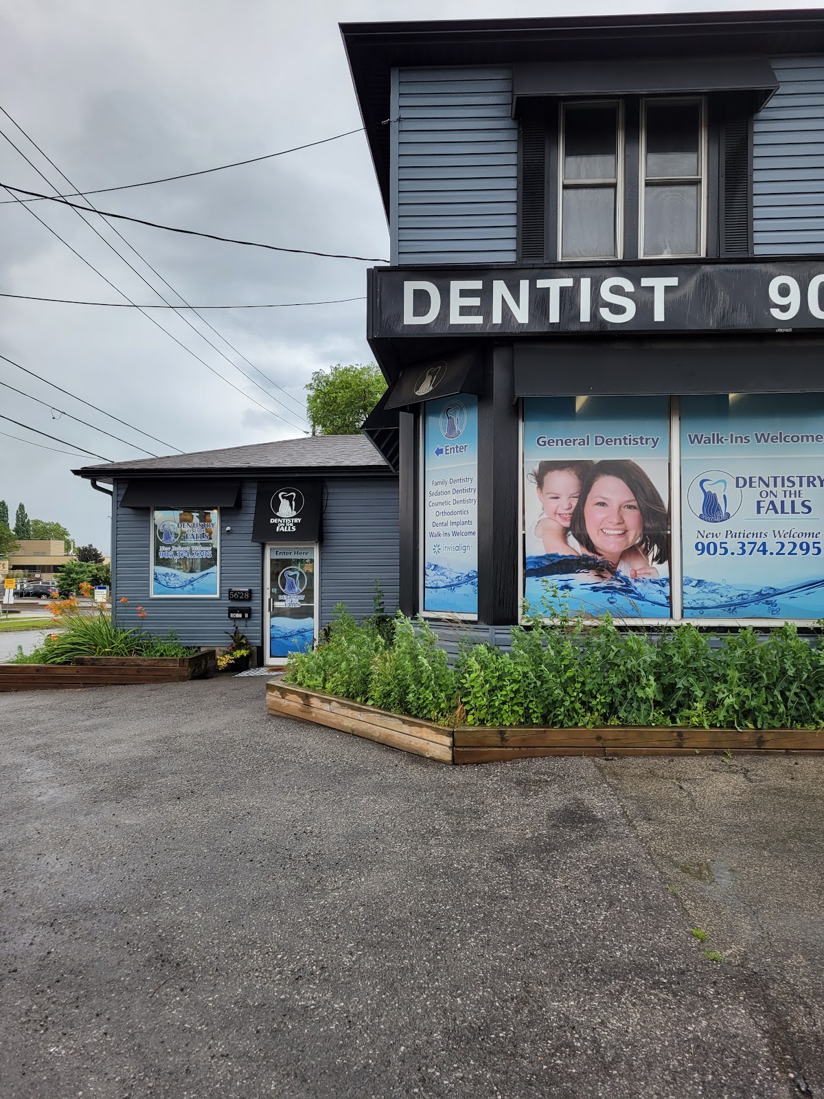 Dentistry On The Falls dental clinic in Niagara Falls - Photo 3