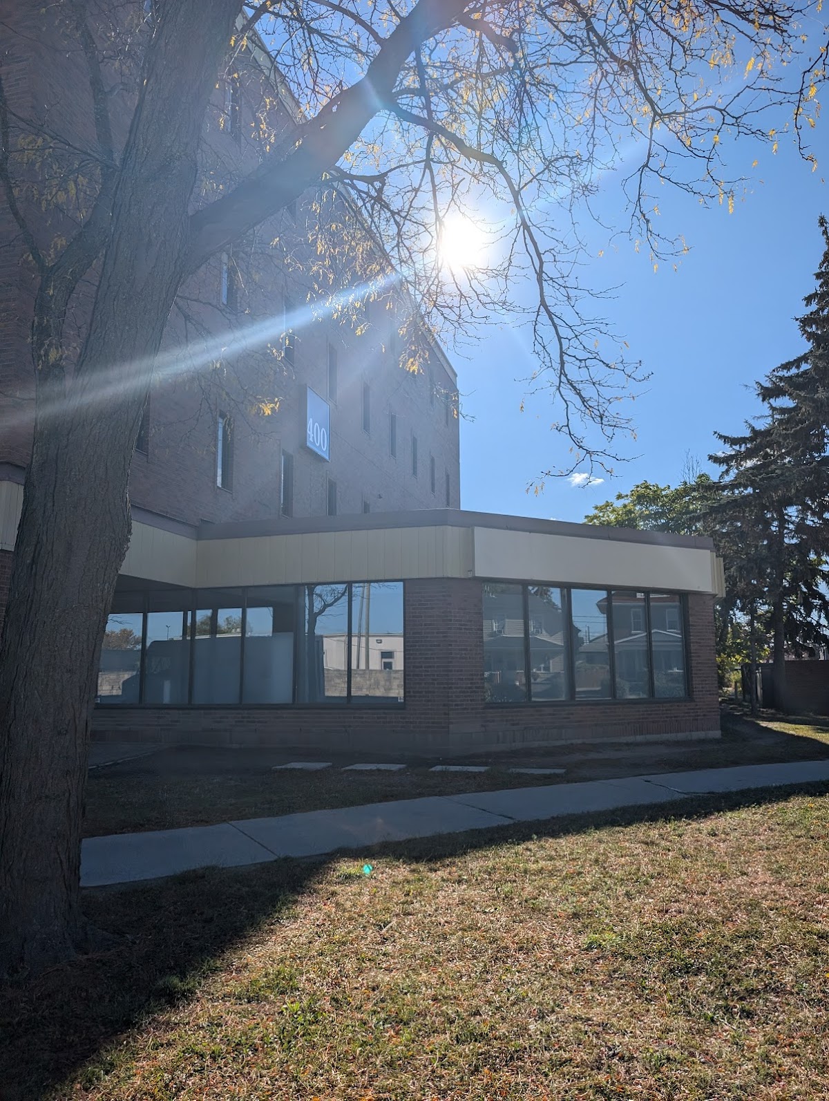 Dental Studio - Pediatrics dental clinic in Windsor - Photo 8