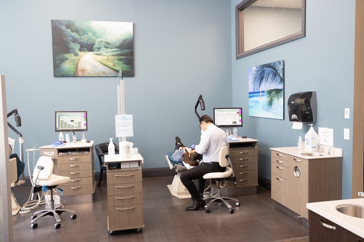 Aurora Orthodontics dental clinic in Aurora - Photo 2
