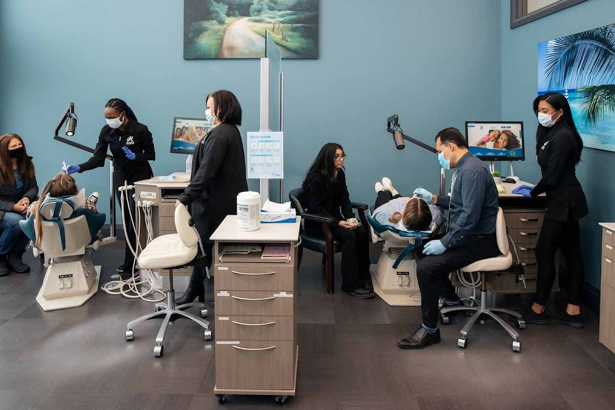Aurora Orthodontics dental clinic in Aurora - Photo 4
