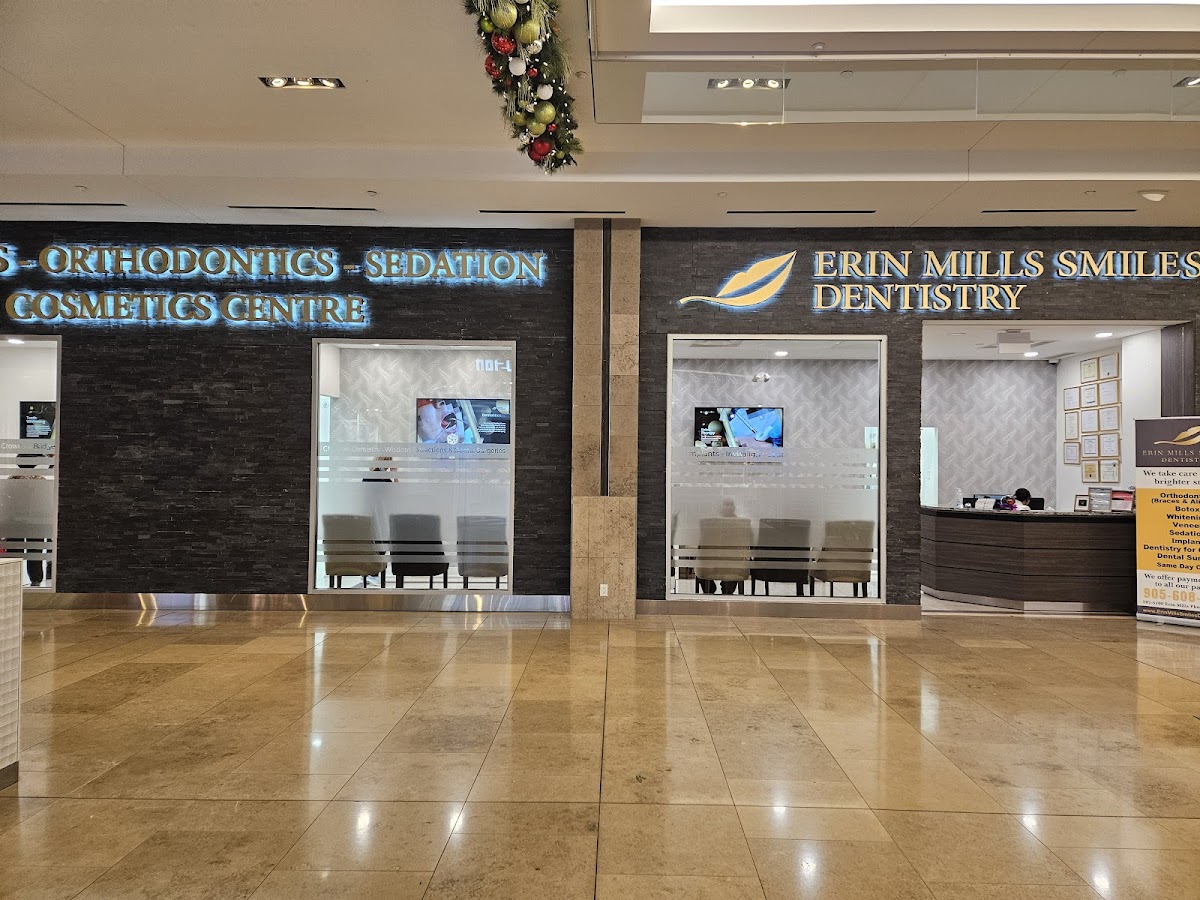 Erin Mills Smiles Dentistry dental clinic in Mississauga - Photo 2
