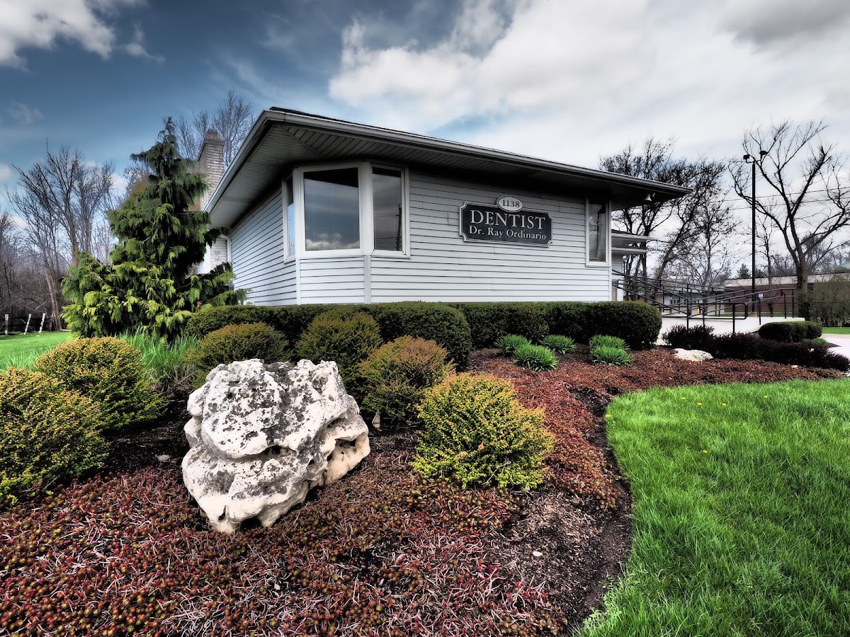 Ordinario R Dr dental clinic in Fort Erie - Photo 1