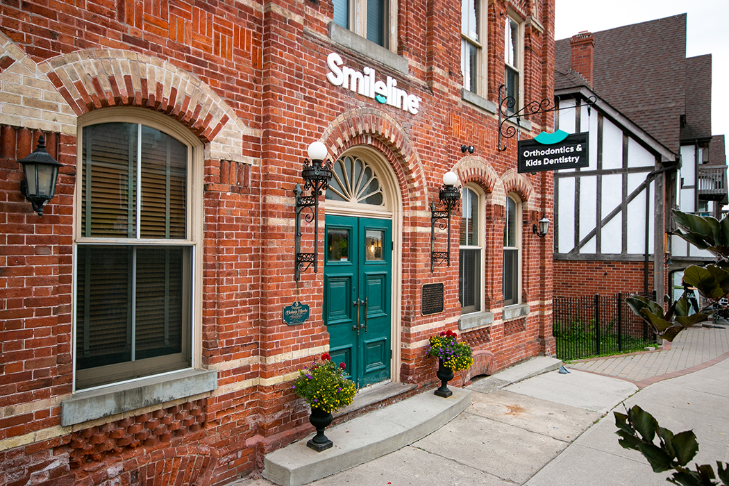 Smileline Orthodontics & Kids Dentistry dental clinic in Ajax - Photo 2