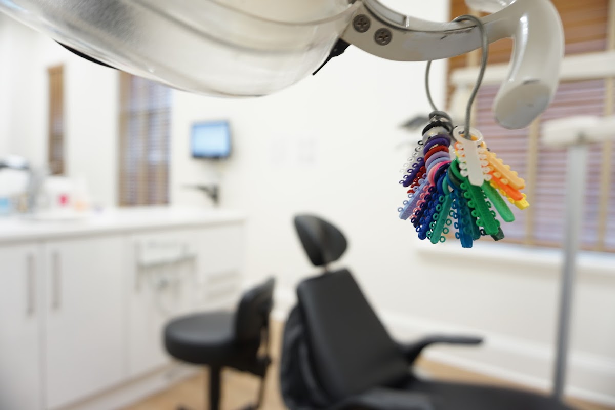 Smileline Orthodontics & Kids Dentistry dental clinic in Ajax - Photo 5