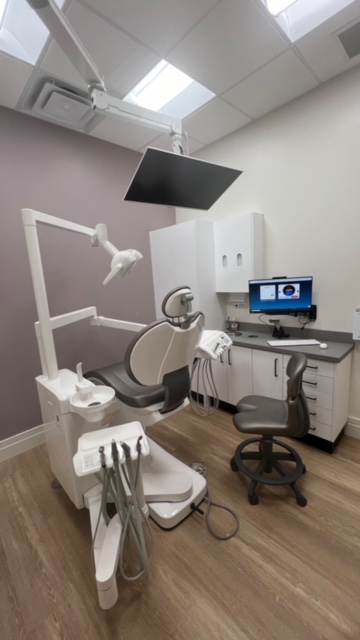 Brooklin Family Dentistry - Whitby dental clinic in Whitby - Photo 1