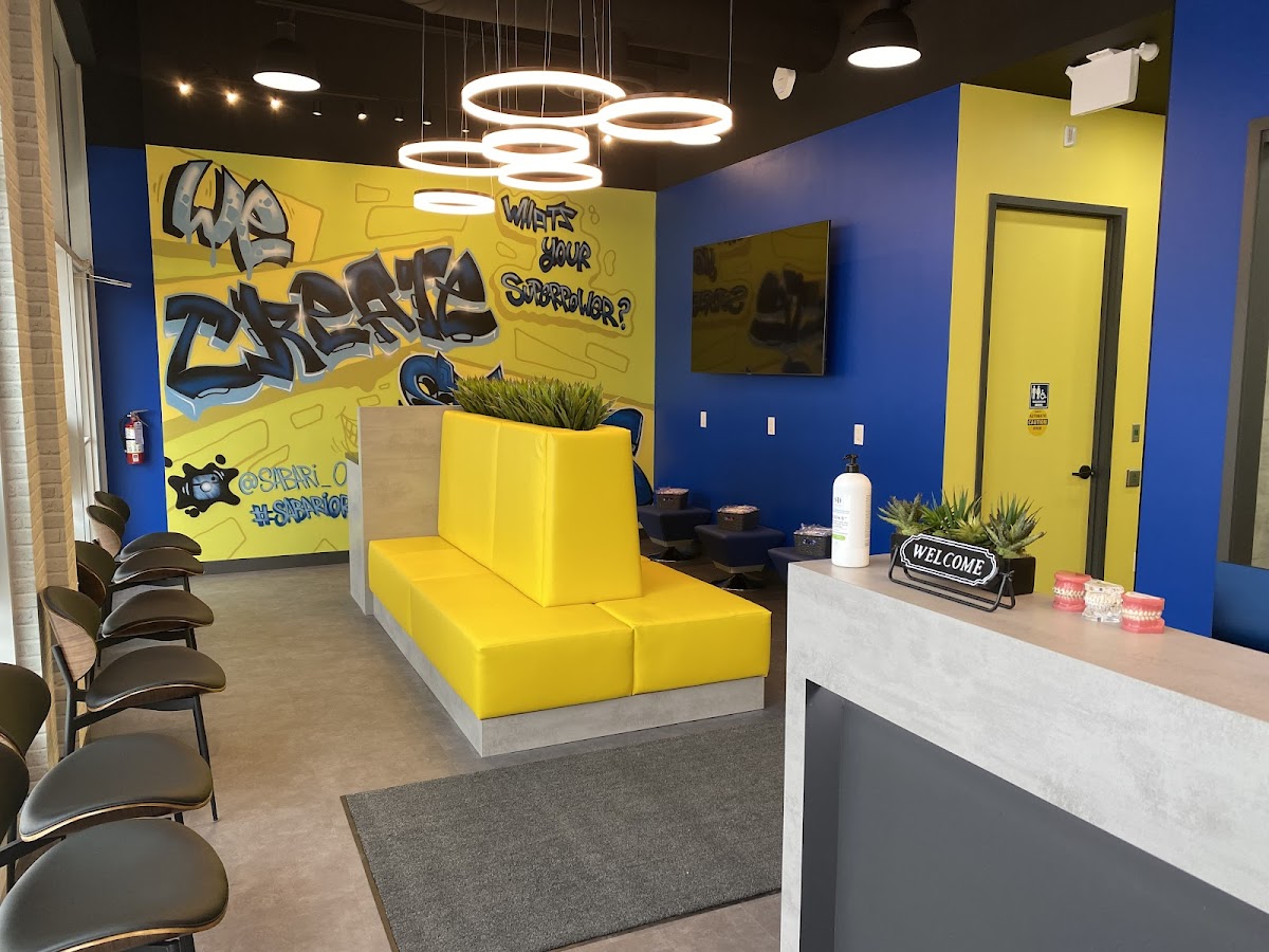 Sabari Orthodontics dental clinic in Bradford - Photo 7