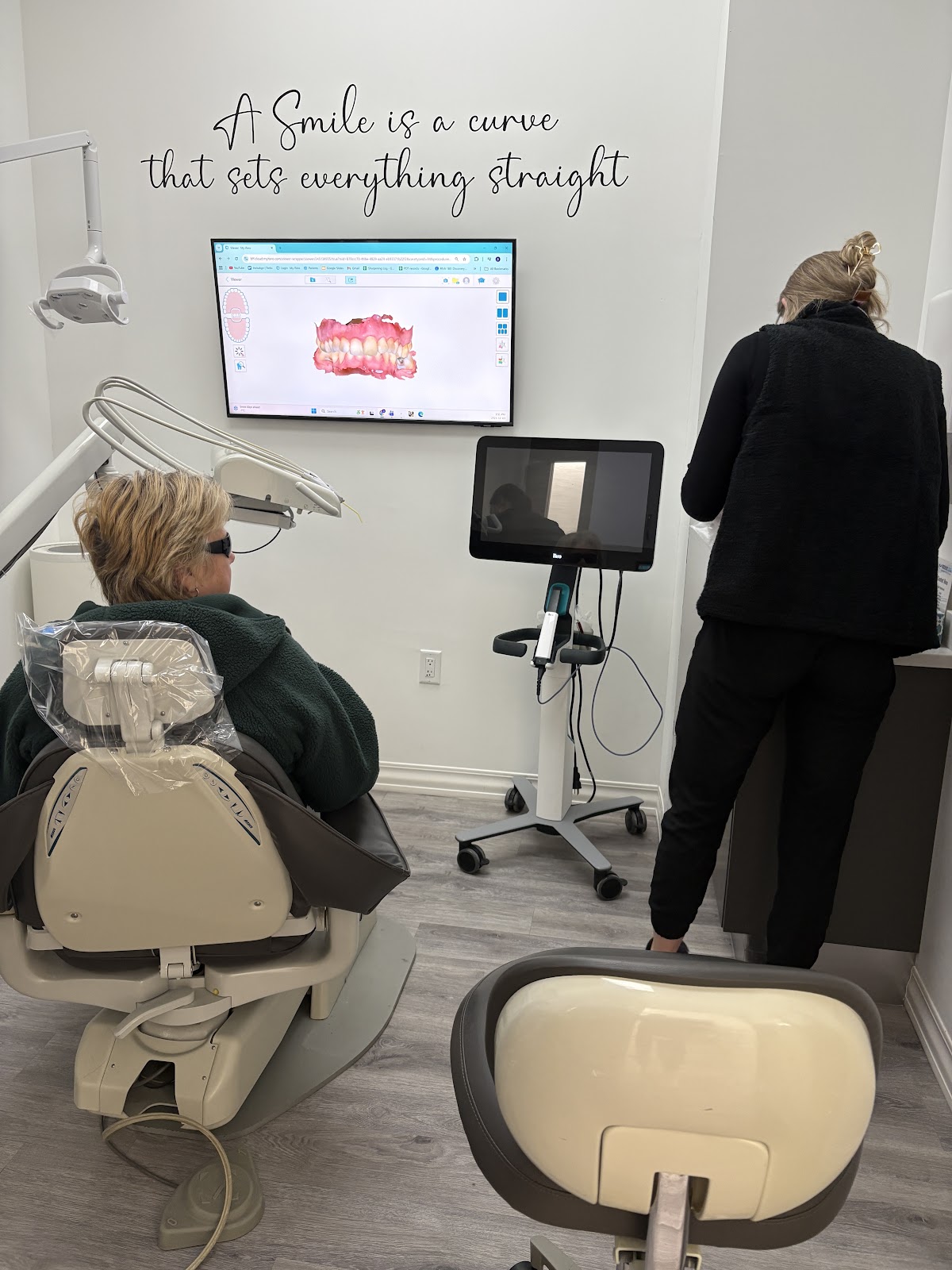 Discovery Dental dental clinic in Ajax - Photo 6