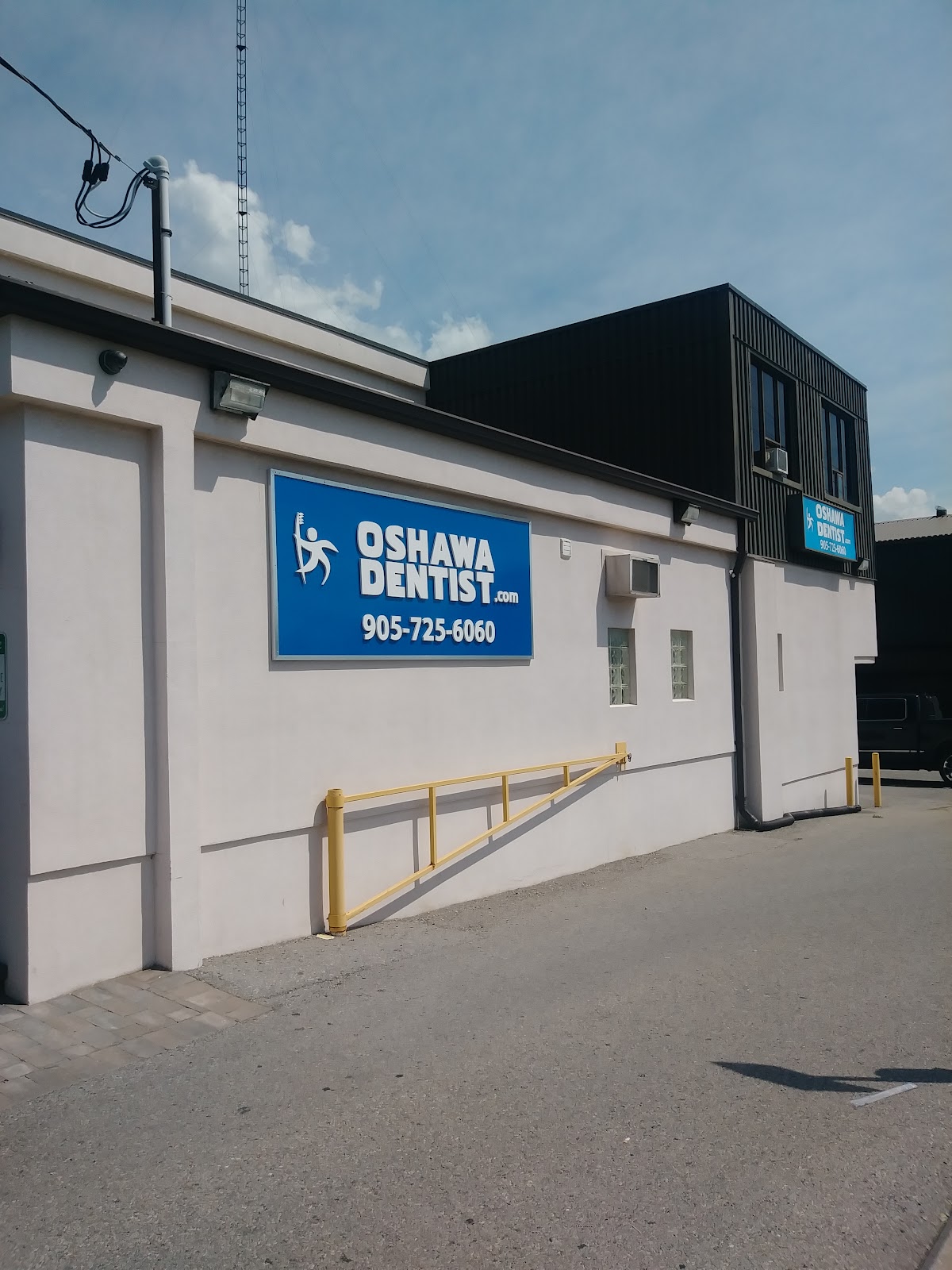 Oshawa Dentist dental clinic in Oshawa - Photo 5
