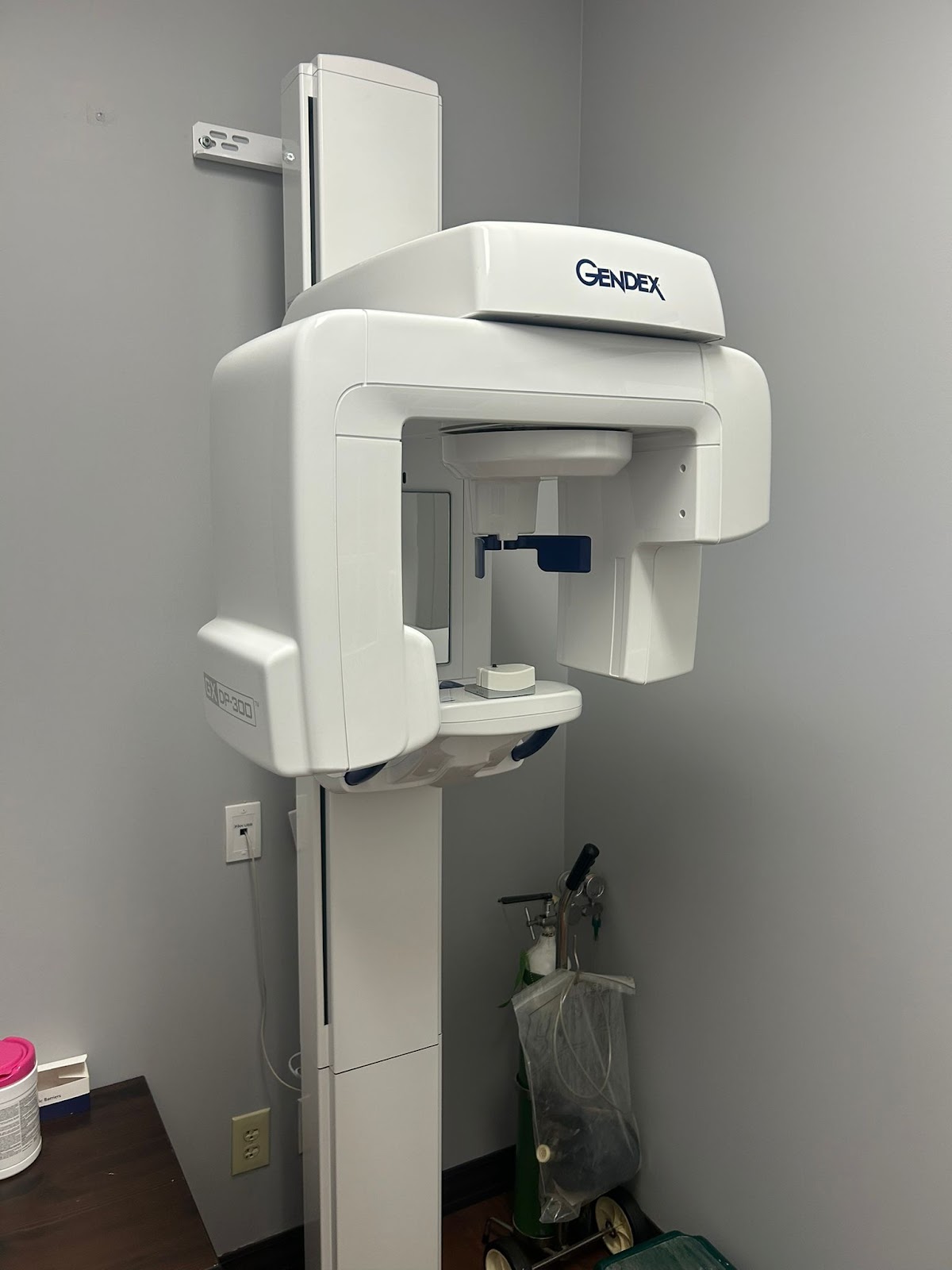 Whitby Mall Dental dental clinic in Whitby - Photo 2
