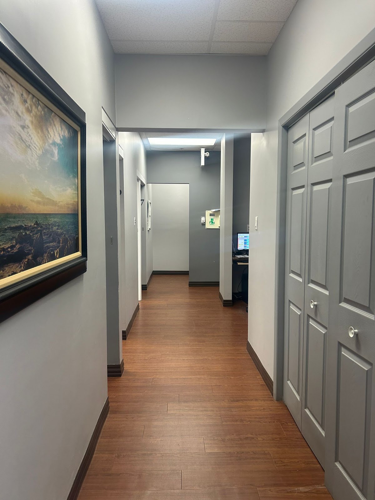 Whitby Mall Dental dental clinic in Whitby - Photo 8