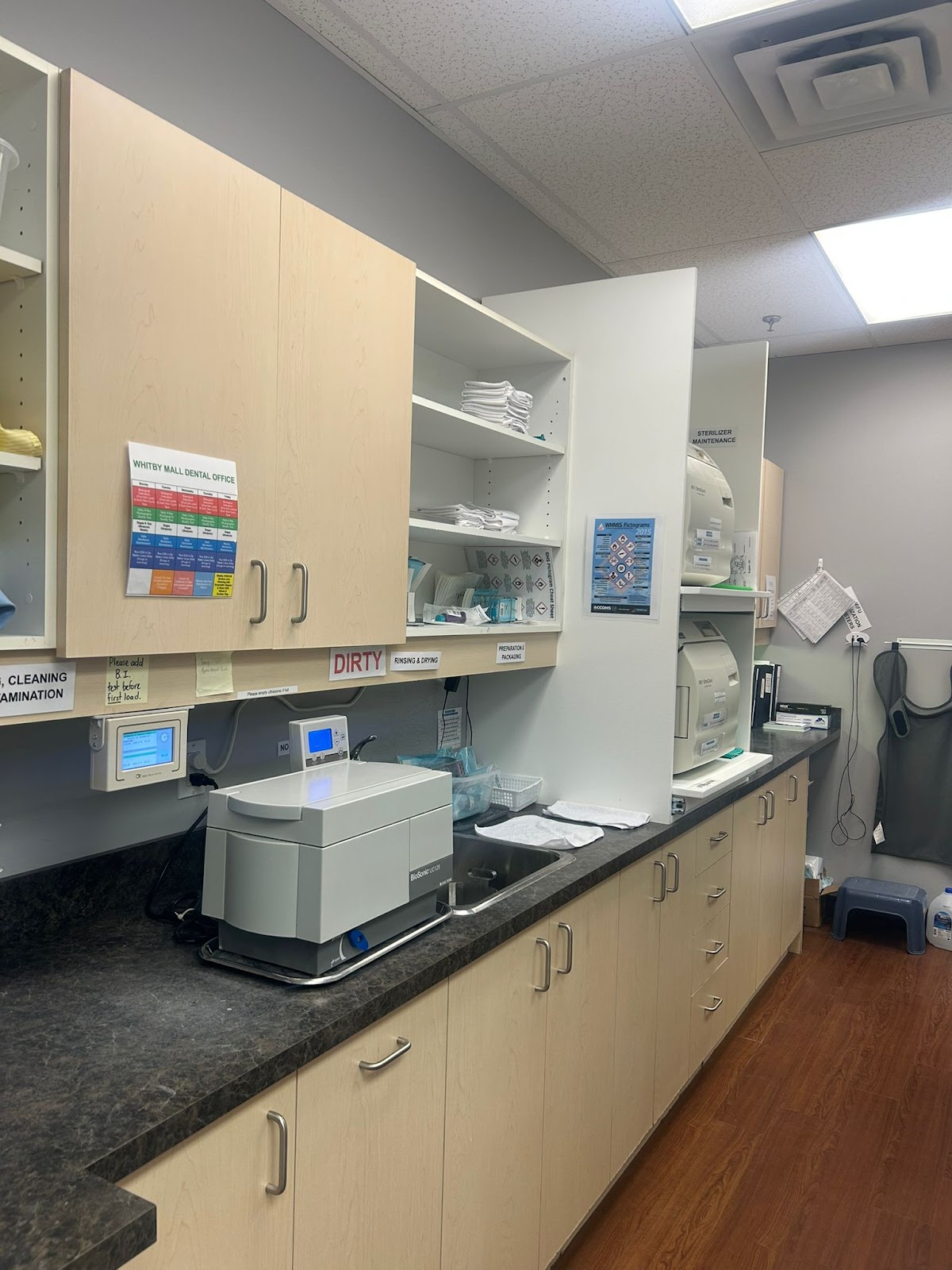 Whitby Mall Dental dental clinic in Whitby - Photo 10