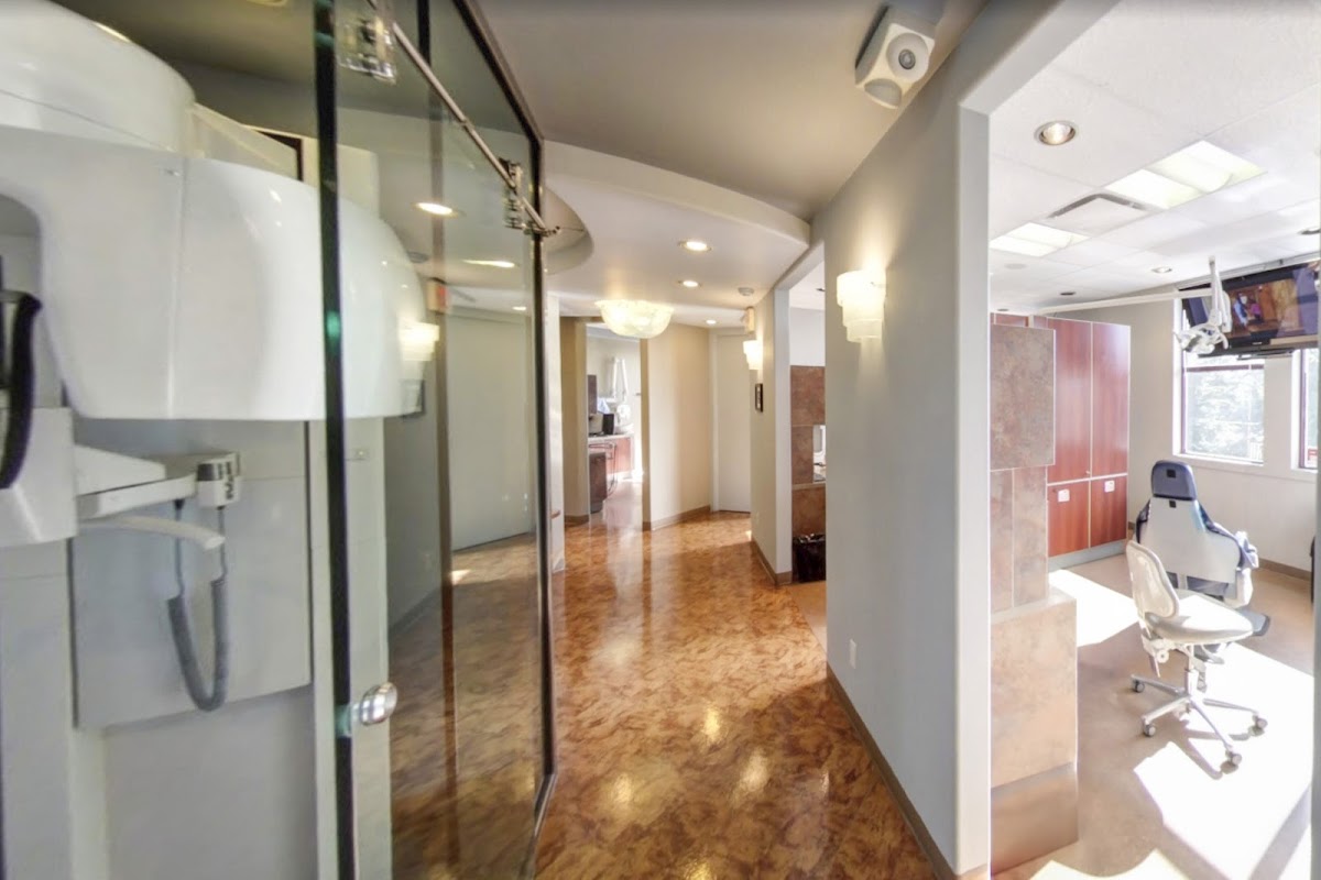 Babin Dentistry dental clinic in Victoria - Photo 2