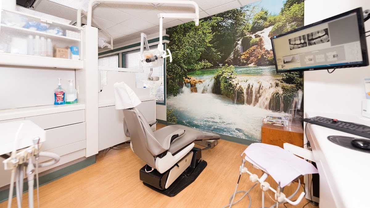 Sherwood Family Dental Clinic dental clinic in Victoria - Photo 3
