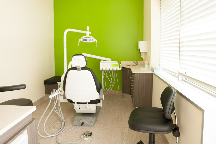 Applebay Family Dental Clinic Niagara Falls dental clinic in Niagara Falls - Photo 3